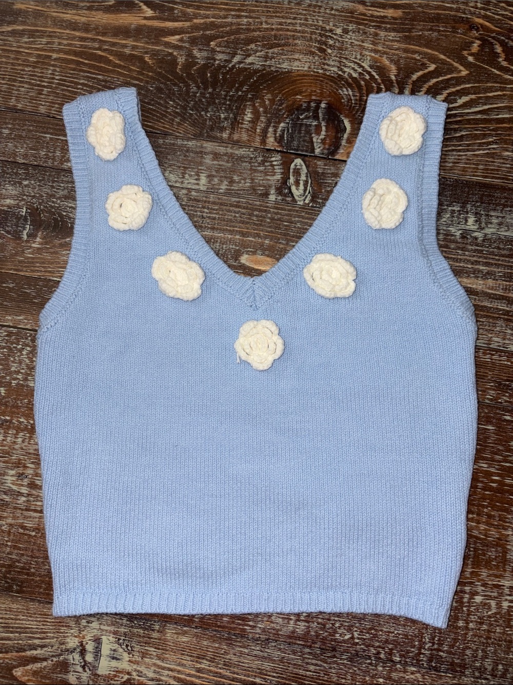 Sky Blue V-Neck Floral Appliqué Knit Tank Sweater